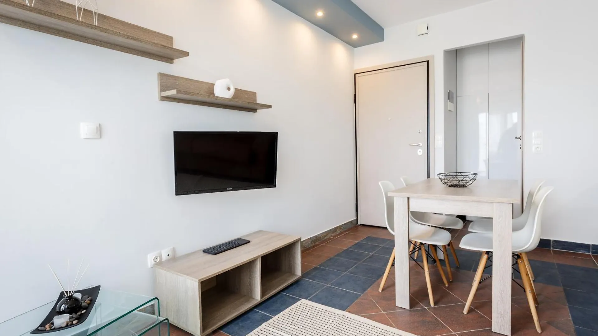 Evel'S Home Suites Салоники Апартаменты