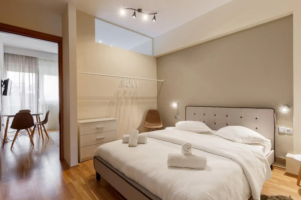 Evel'S Home Suites Салоники Апартаменты