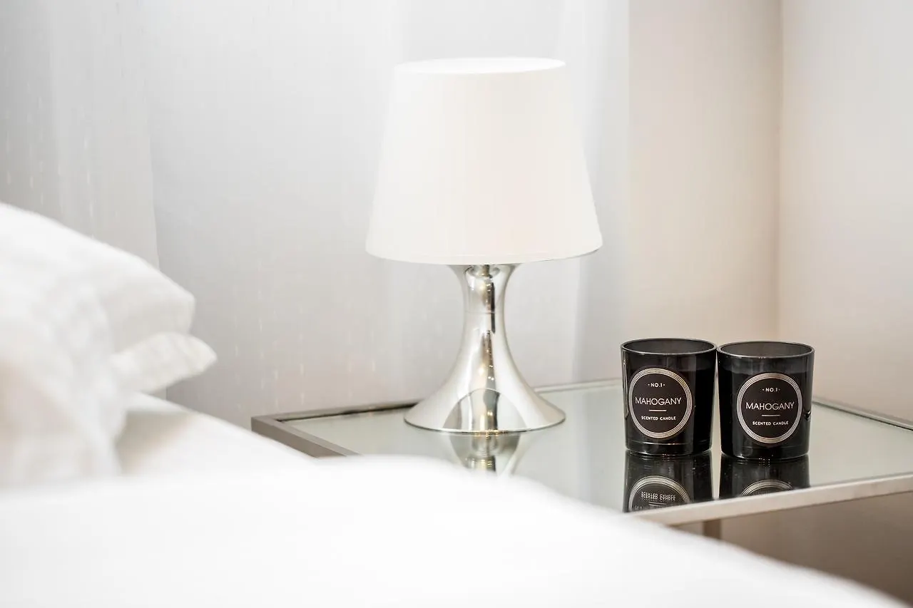 Evel'S Home Suites Салоники 0*,